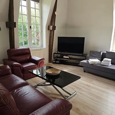 Magnificent T2 Of 37 M2 Located In Lejlighed Deauville